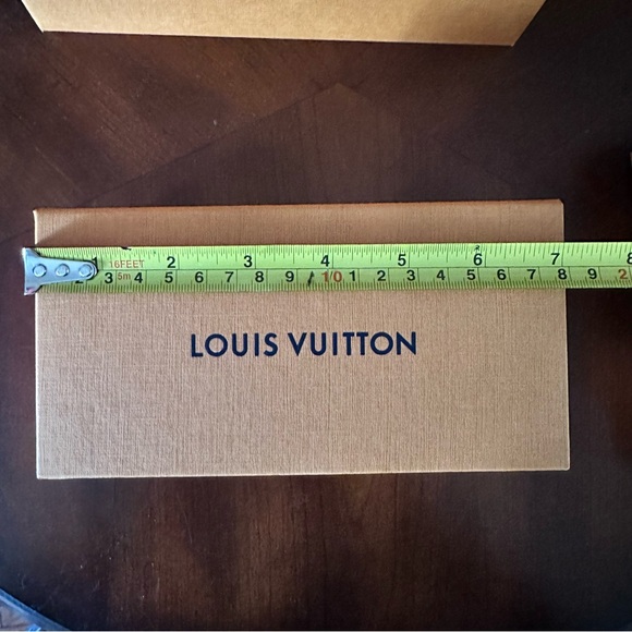 Louis Vuitton Box for Sunglass - Picture 3 of 5